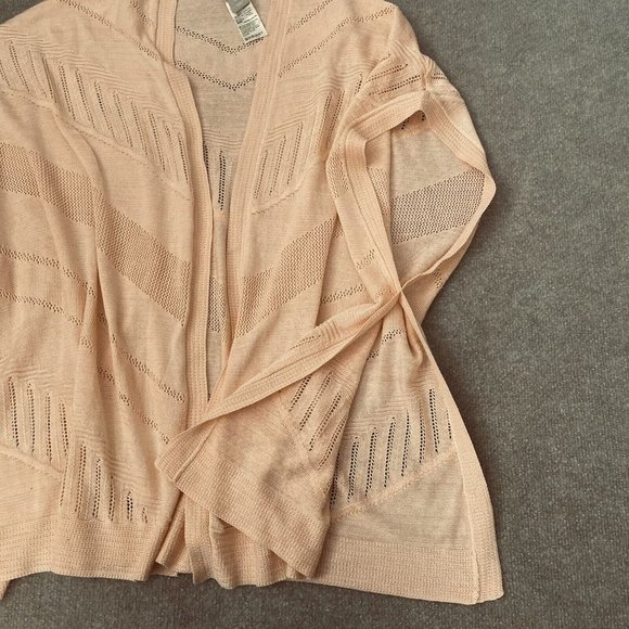 Chico's Poncho Womens S/M Small/Medium Peach Knit Lightweight Wrap Shawl Top - Picture 5 of 9